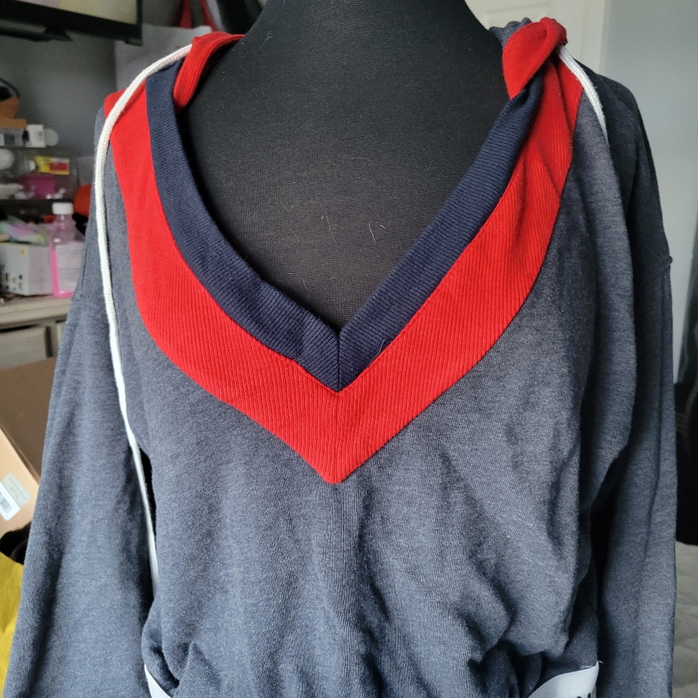 2000's Tommy Hilfiger Hooded Crop Top